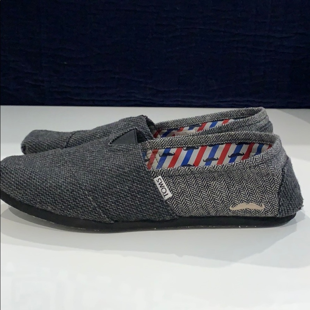 TOMS wool “Movember” shoes